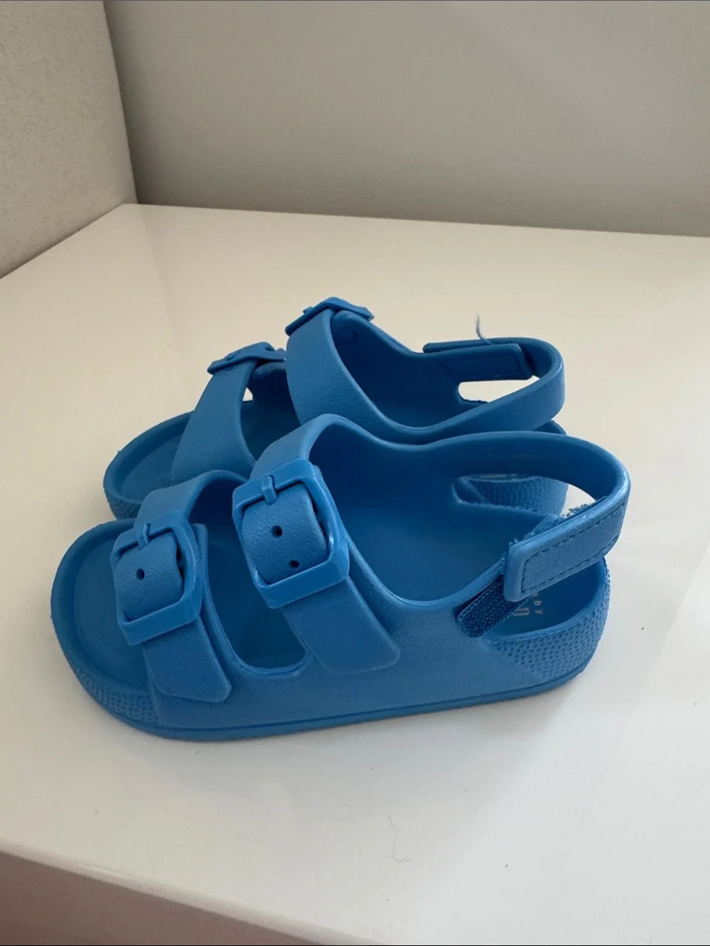 GAP Bright Blue Kids Double-Buckle Sandals Size 7/8